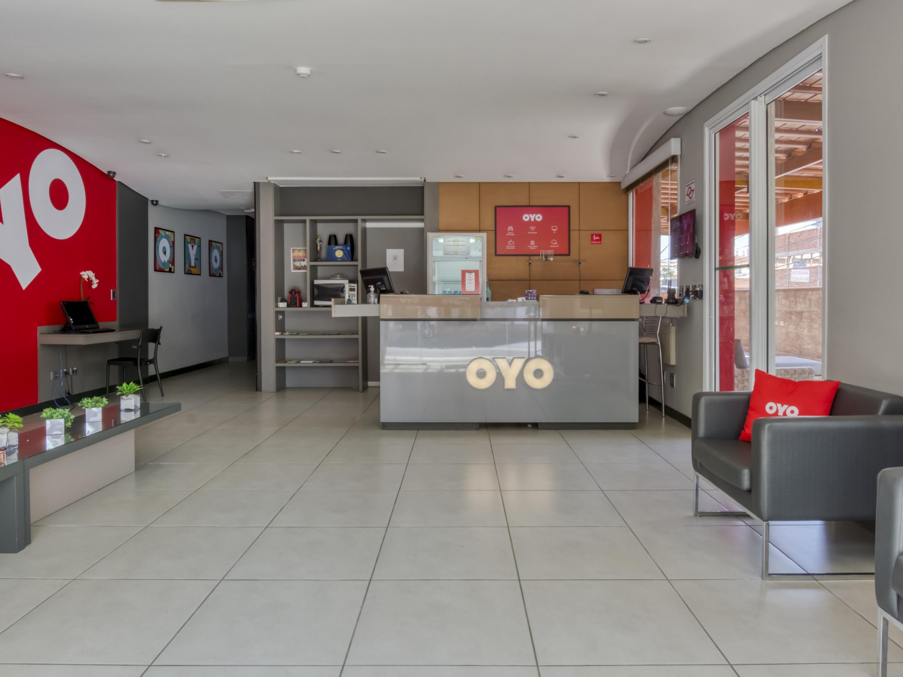 Oyo I-hotel, Hotel 3*